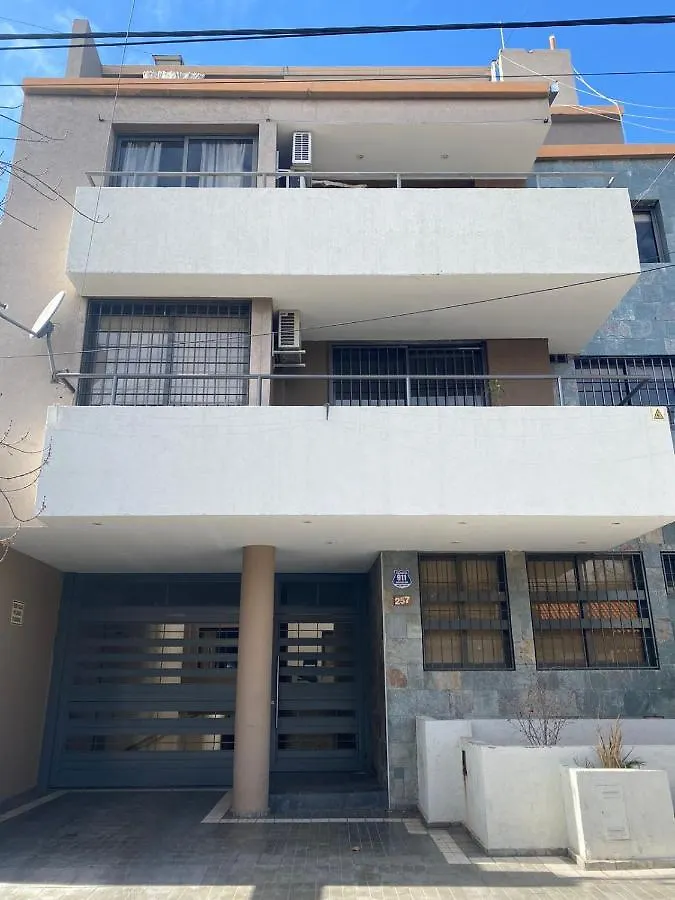 Departamento Con Parking Privado En El Corazon De Mendoza Apartment